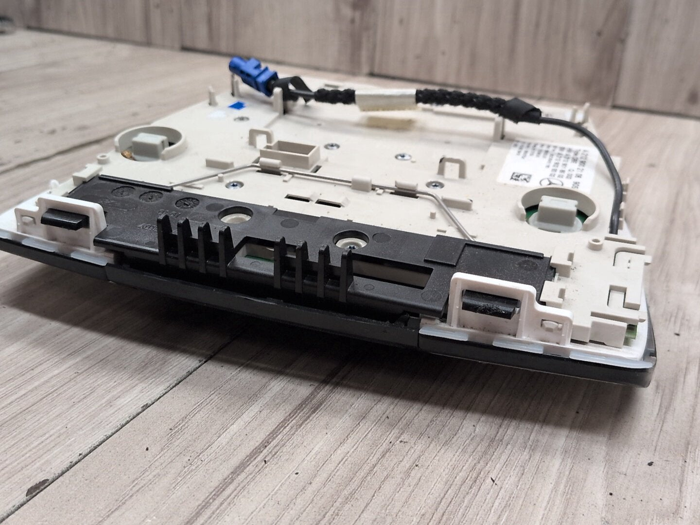 2009-2012 Mercedes-Benz E550 W212 Headliner Overhead Dome Light Switch Module