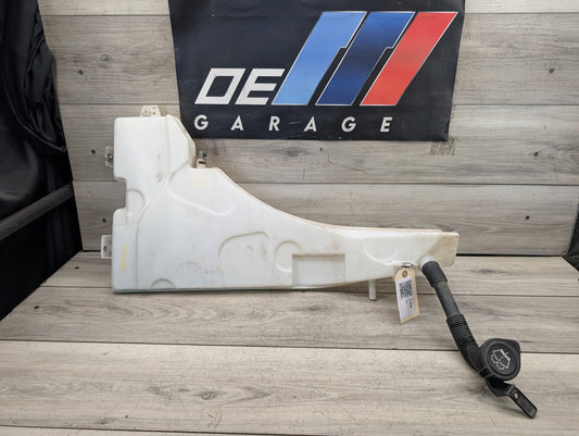 2007 - 2013 BMW X5 E70 Windshield Reservoir Tank Assembly 7161476 N62B48B