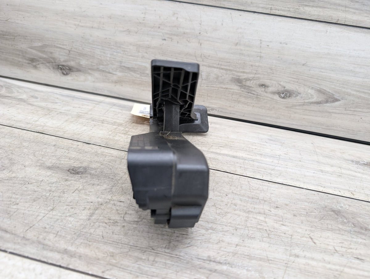 2008-2013 BMW 128i E82 Gas Accelarator Pedal 6786588 OEM