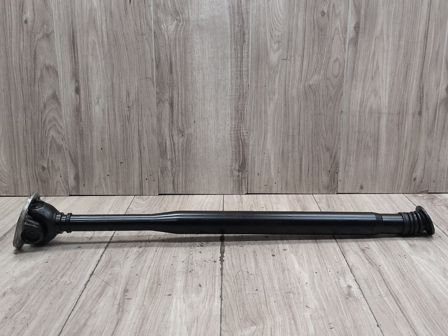 2009-2012 Mercedes-Benz E550 W212 Front Propeller Driveshaft Drive Shaft A2044107001 OEM