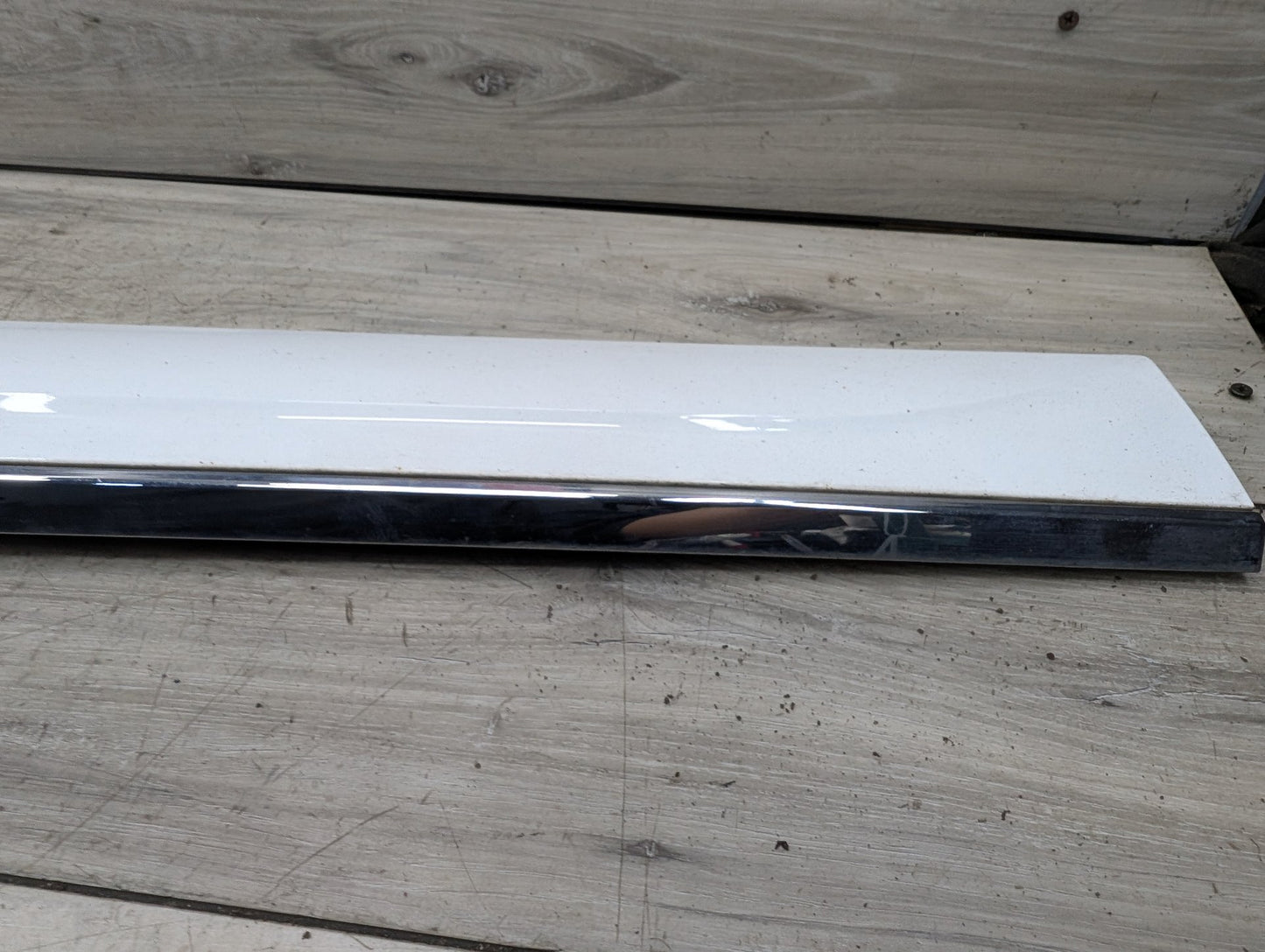 2009 - 2017 Audi Q5 8R Front Left Driver Exterior Door Trim Molding 8R0853959L EA888