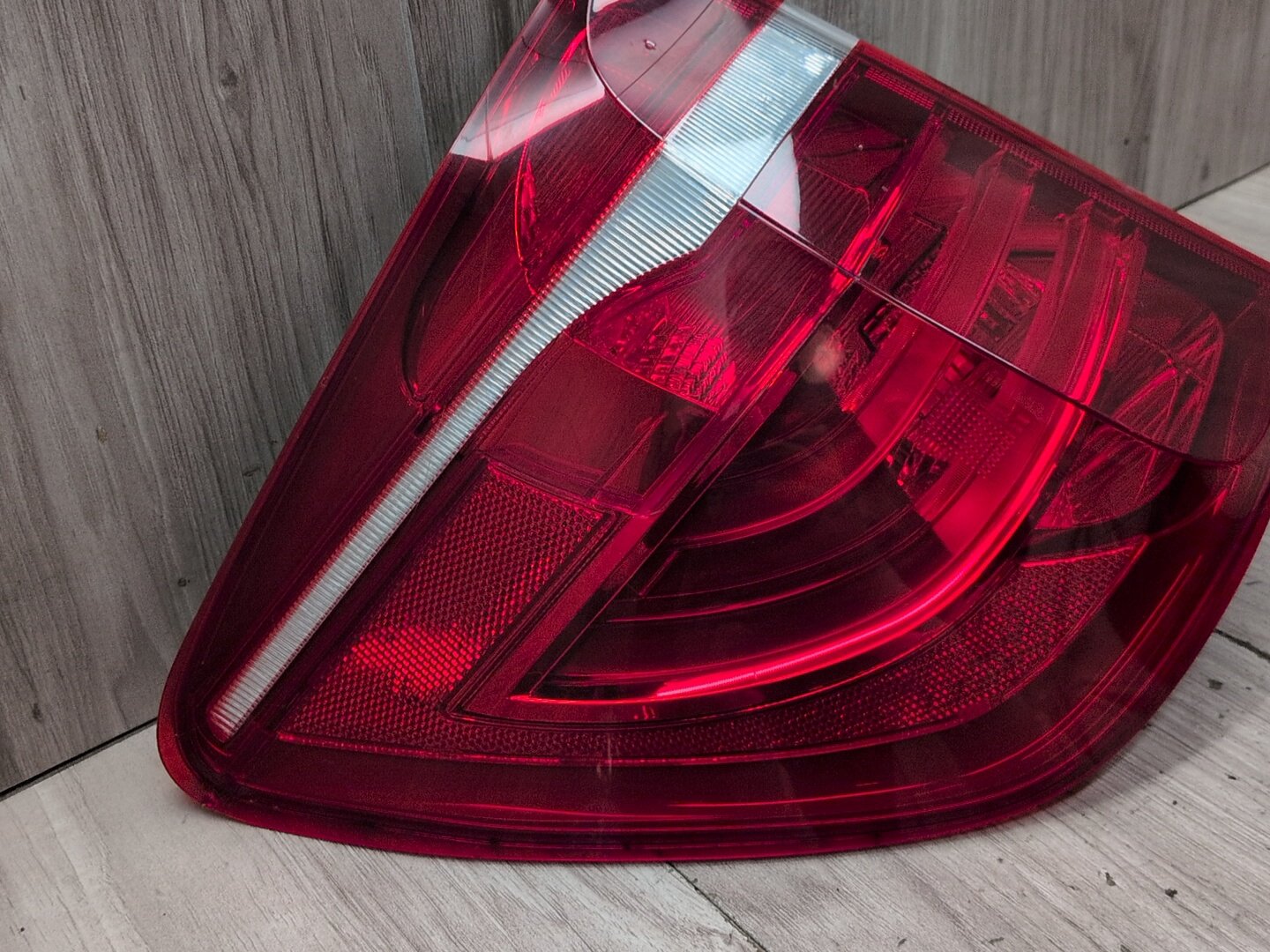 2011 - 2017 BMW X3 F25 Rear Left Outer Tail Light 7220241 N20B20O0