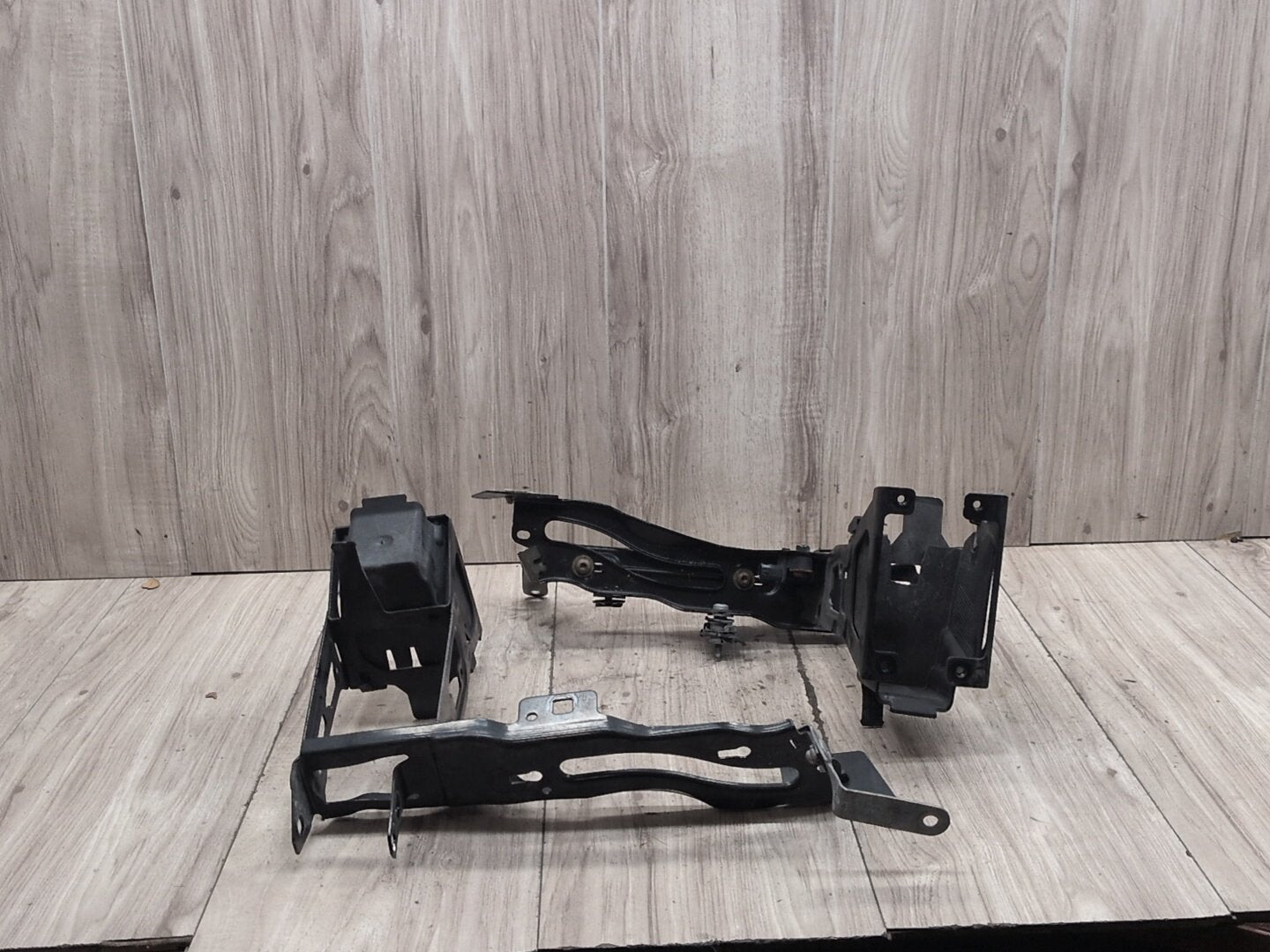 OEM BMW F22 F30 F32 F33 F36 Front Left Driver Headlight Support Mount Bracket
