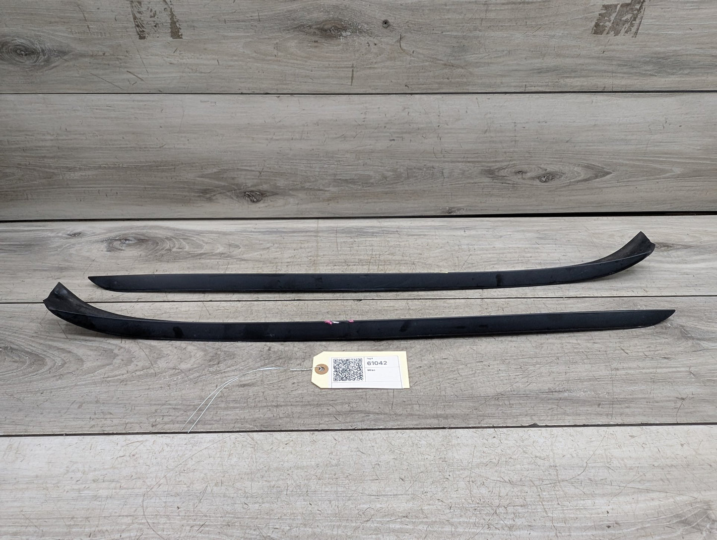 2011 BMW 328i E90 Front Left Right Side Windshield Drip Trim Molding SET 7179253