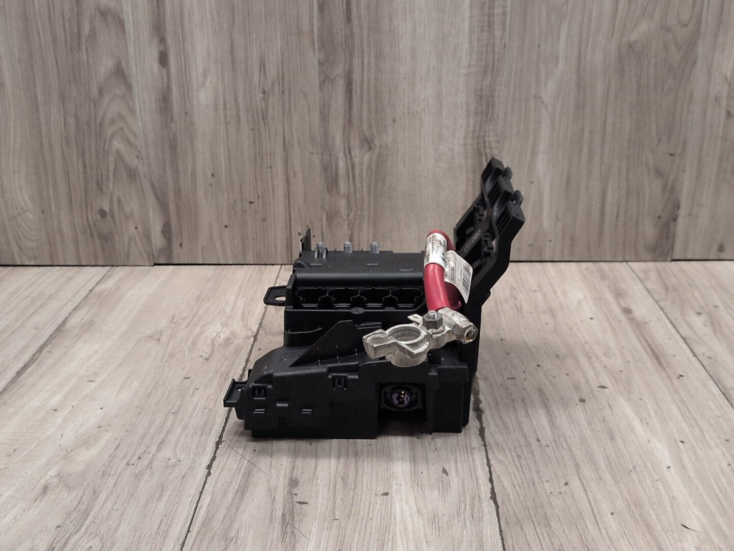 OEM BMW F90 G11* G12* G30 M5 Rear Positive Battery Terminal Junction Fuse Box