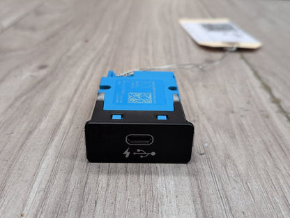 OEM BMW F44 F48 F97 G01 G05 G12 G20 G30 G80 USB Dual Type C Charger Port Socket