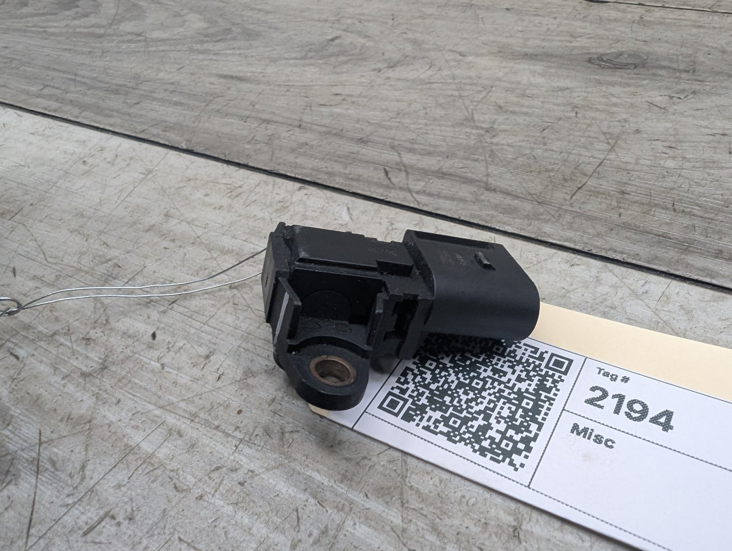 2018 - 2024 BMW X3 G01 Manifold Absolute Pressure (MAP) Sensor 8657300