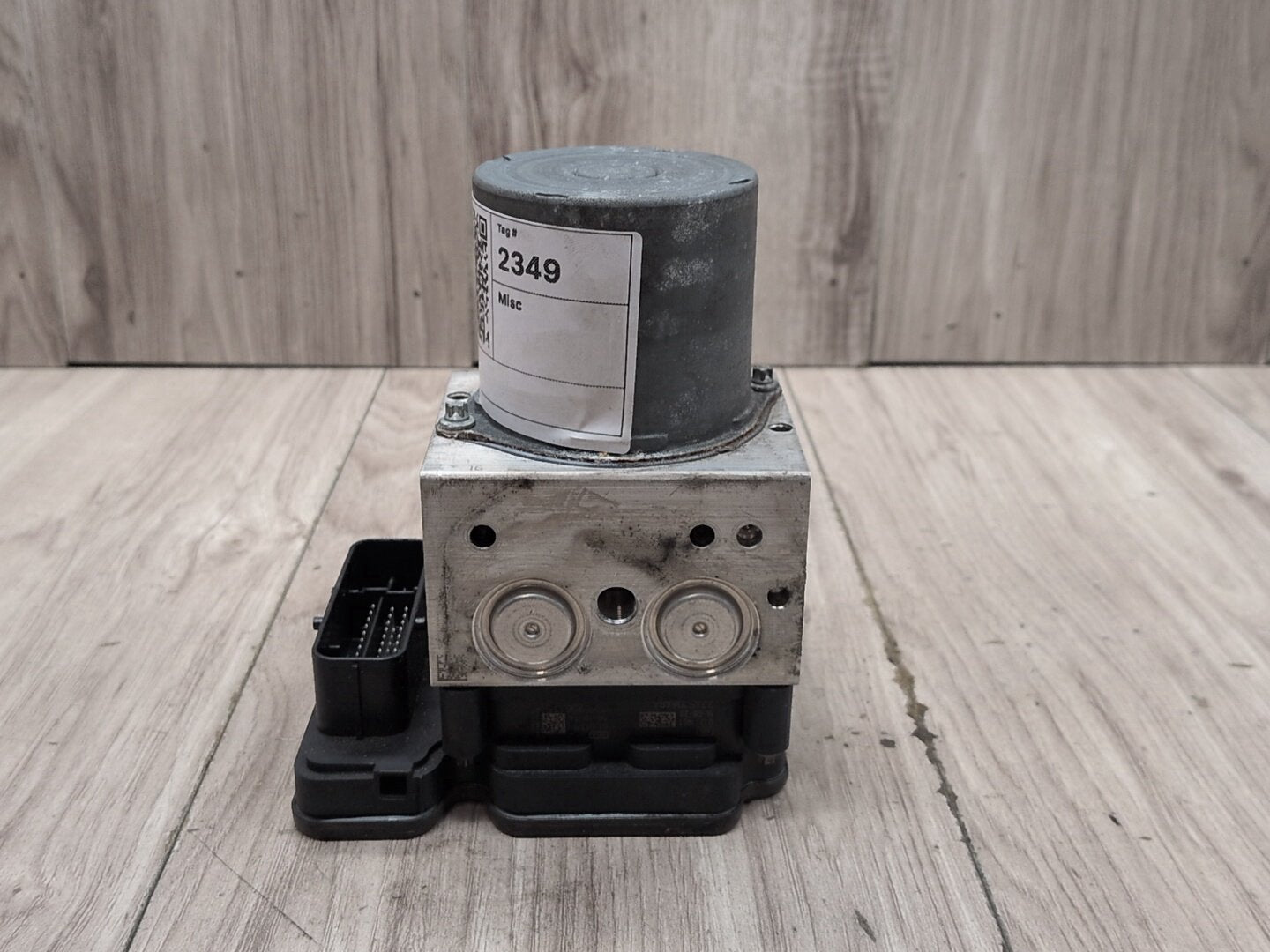 06-19 OEM BMW E70 E71 F15 F16 F85 X5 X6 Engine Water Heater Control Valve Pump