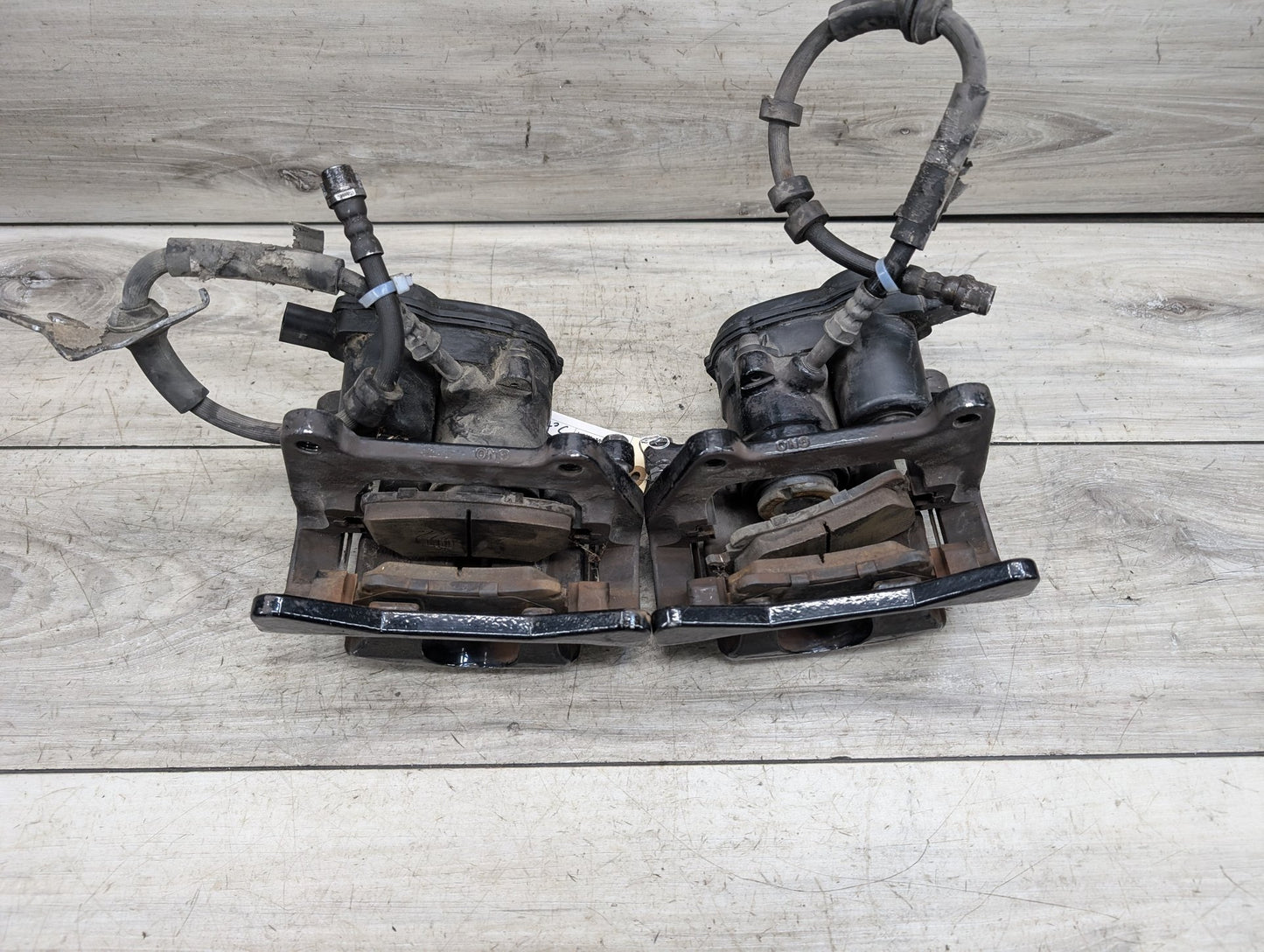 2008 - 2017 Audi S5 8T Rear Left Right Brake Caliper SET
