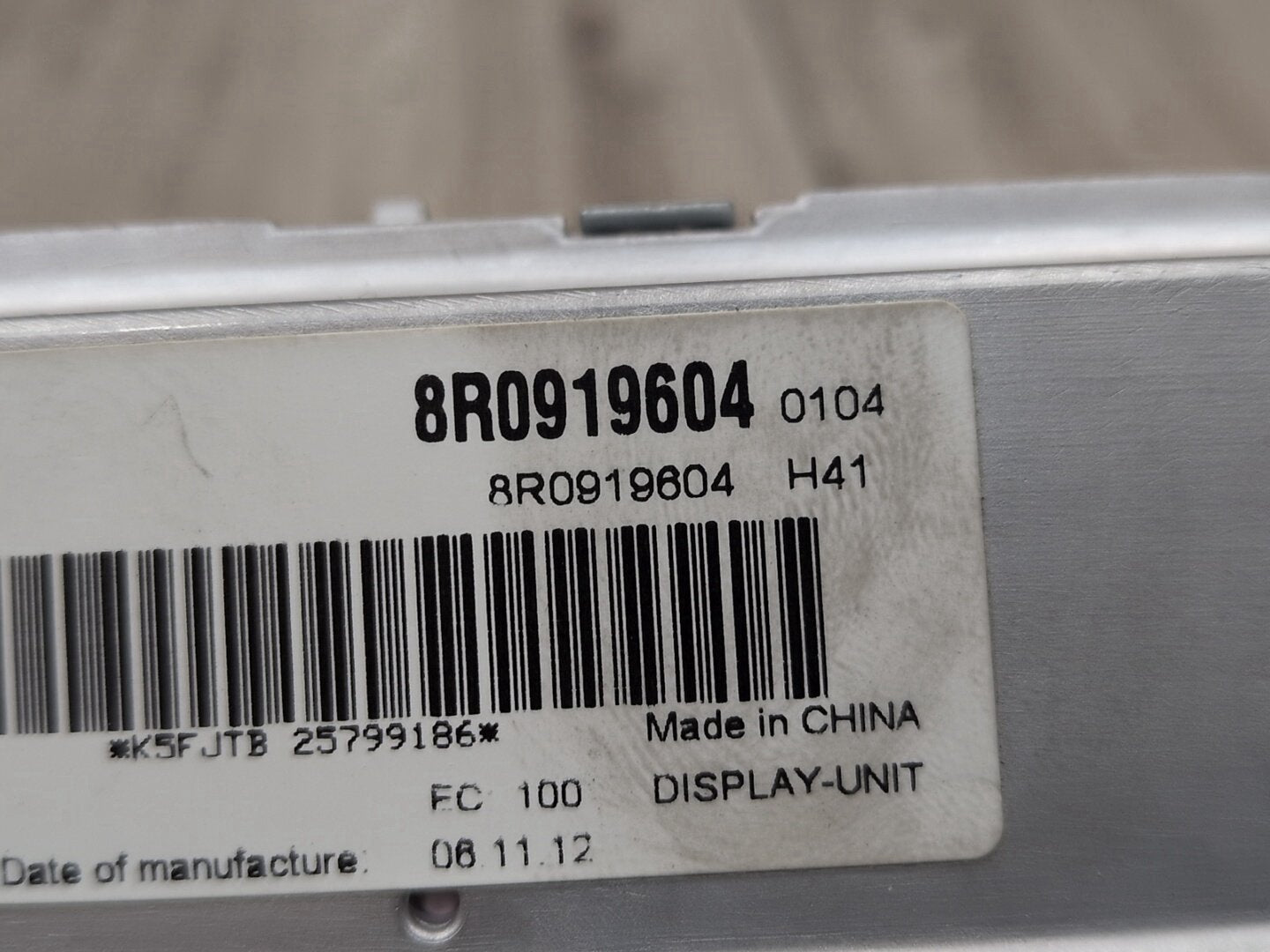 2008 - 2017 Audi S5 8T Monitor Display Screen 8R0919604