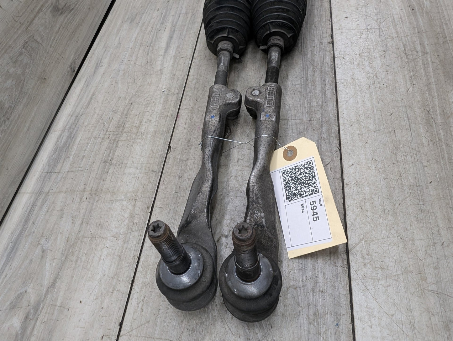 2016-2022 BMW 750Li G12 Left Right Tie Rod W/ Boot SET 6868688