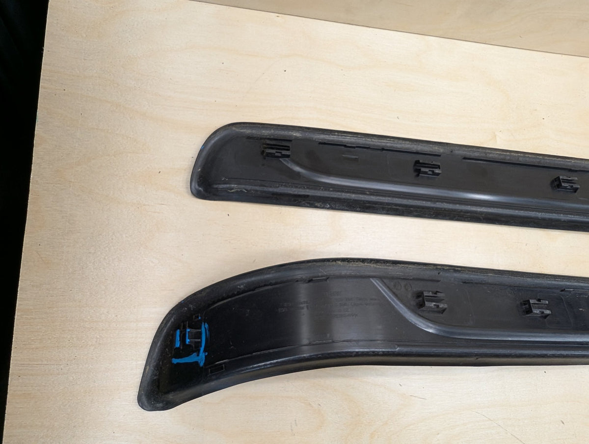 2007-2013 BMW 328i E93 Front Left Right Scuff Plate Door Sill SET 7178598 OEM