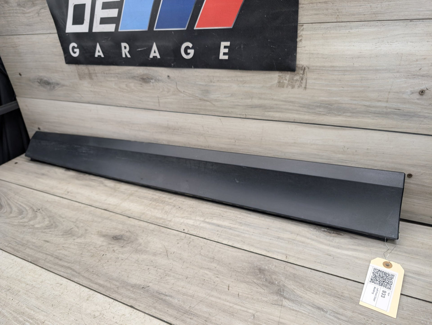 2011 - 2017 BMW X3 F25 Front Left Driver Exterior Door Trim Molding 7220609 N55B30M0