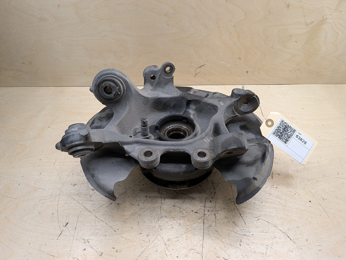 2012-2018 BMW 320i F30 Rear Left Driver Spindle Knuckle w/ Bearing 6792521