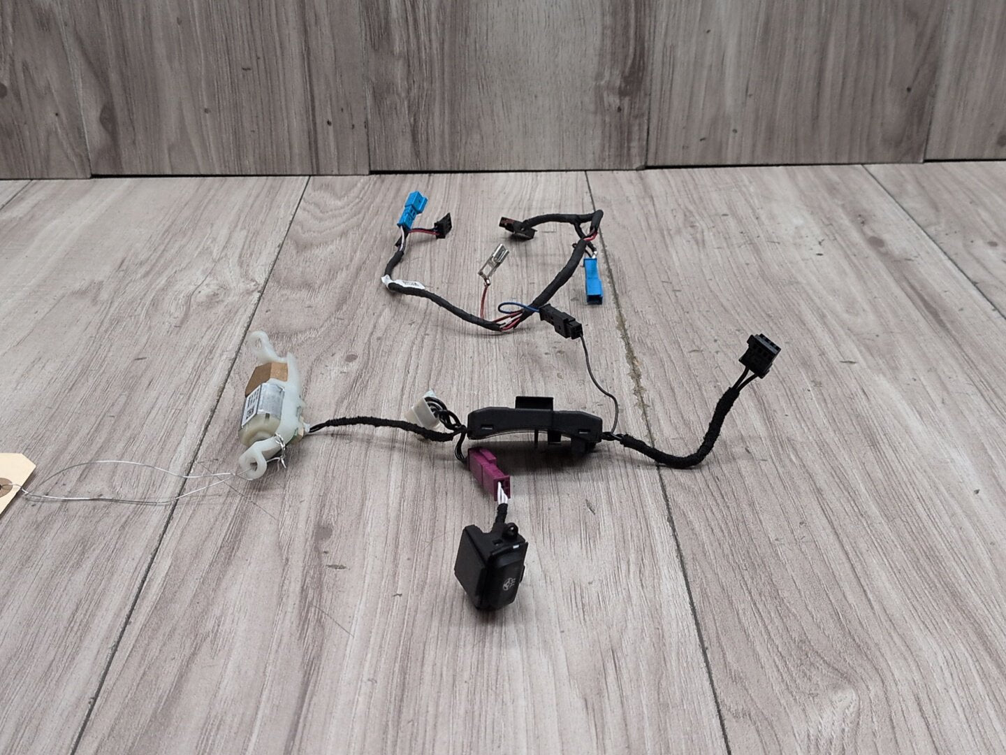 2019 - 2026 BMW X5 G05 Steering Wheel Vibration Generator Motor 7857778 N63B44M3