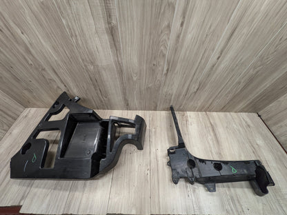 14-18 OEM BMW F85 X5M REAR Right Passenger Bumper Bracket Guide Support Mount