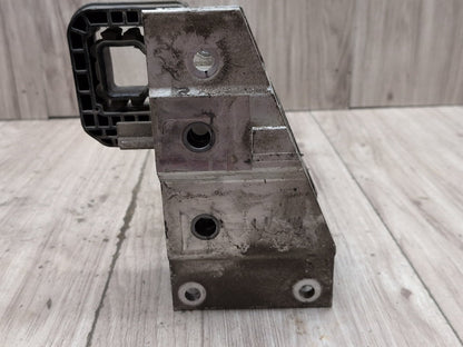 18-24 OEM BMW G01 G02 F97 F98 X3 X4 Left Right Side Bumper Impact Mount Brackets