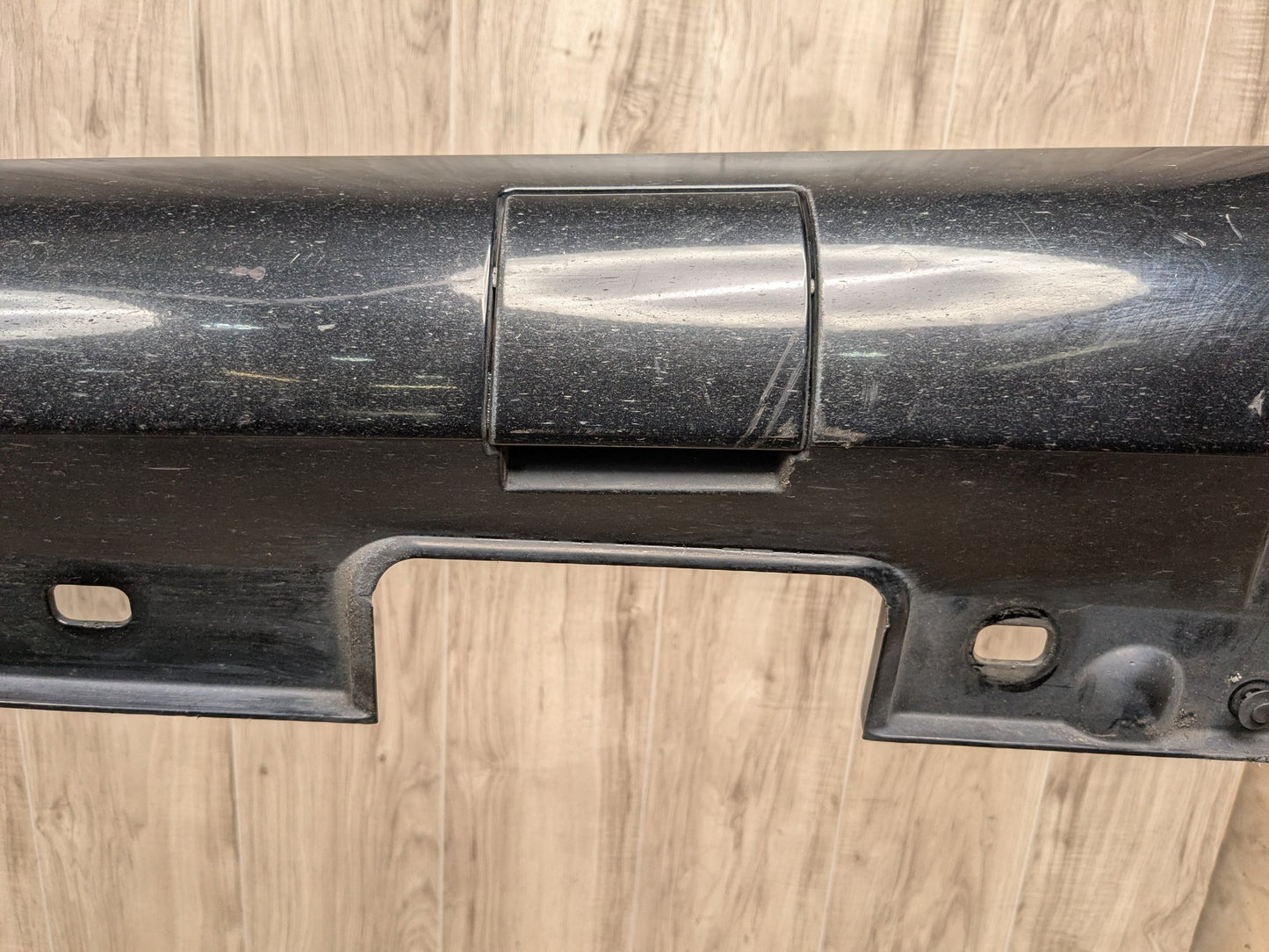 09-12 Mercedes-Benz E550 W212 Left Driver Side Skirt Rocker Panel A2126901540