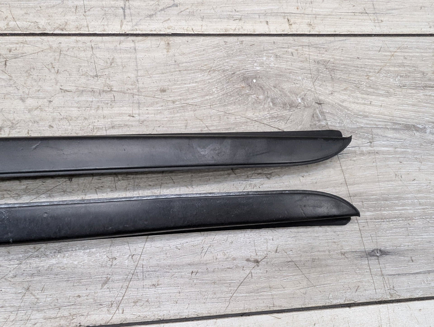 2019 - 2026 BMW 330i G20 Front Left Right Side Windshield Drip Trim Molding SET 7427874 B46B20O1