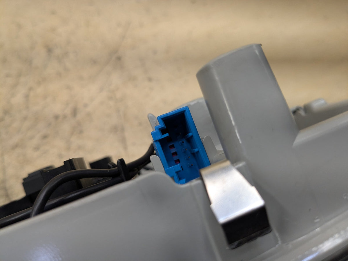 2012-2018 Audi A6 C7 Headliner Overhead Dome Light Switch Module 4G0947135E OEM
