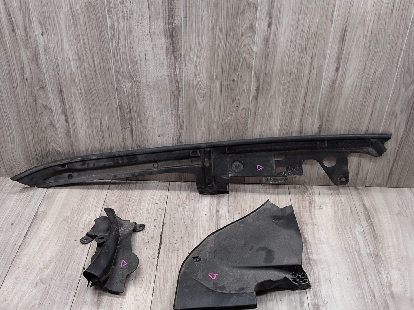 OEM BMW F90 M5 G30 530 540 M550 Front Left Engine Support Sealing Cover Trim SET
