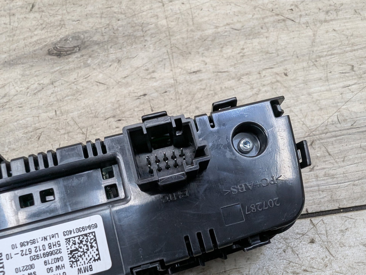 OEM BMW G01 G02 F97 F98 X3 X4 AC Rear Heater Climate Control Switch Panel
