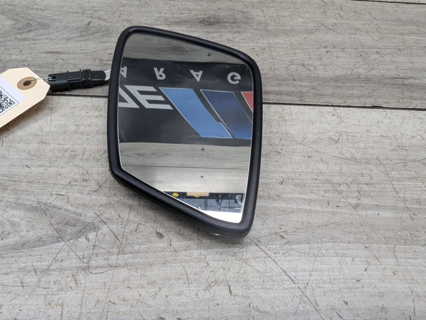 2011 - 2016 BMW 528i F10 Front Left Driver Side Mirror Glass 9251469 N20B20O0