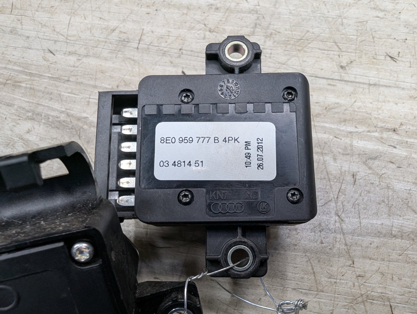 2008 - 2017 Audi S5 8T Front Left Driver Seat Control Switch 8E0959777B