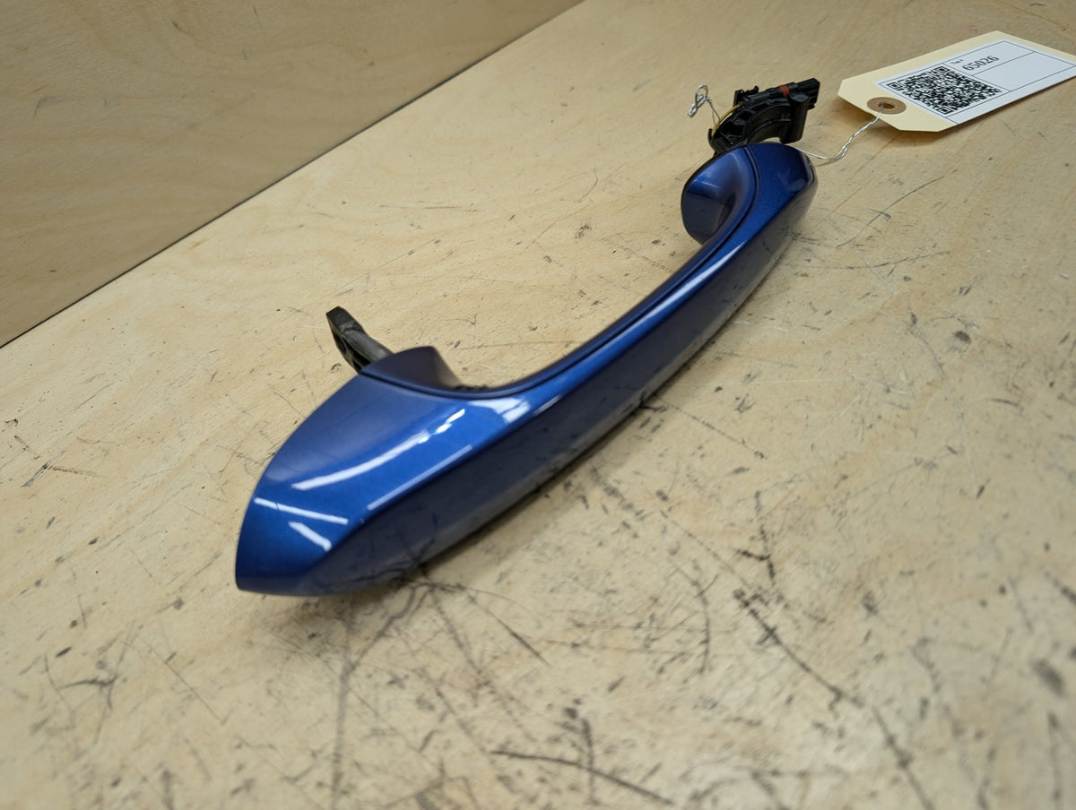2019-2026 BMW M340i G20 Front or Rear Right Passenger Exterior Door Handle w/ Comfort Access 8492050 OEM