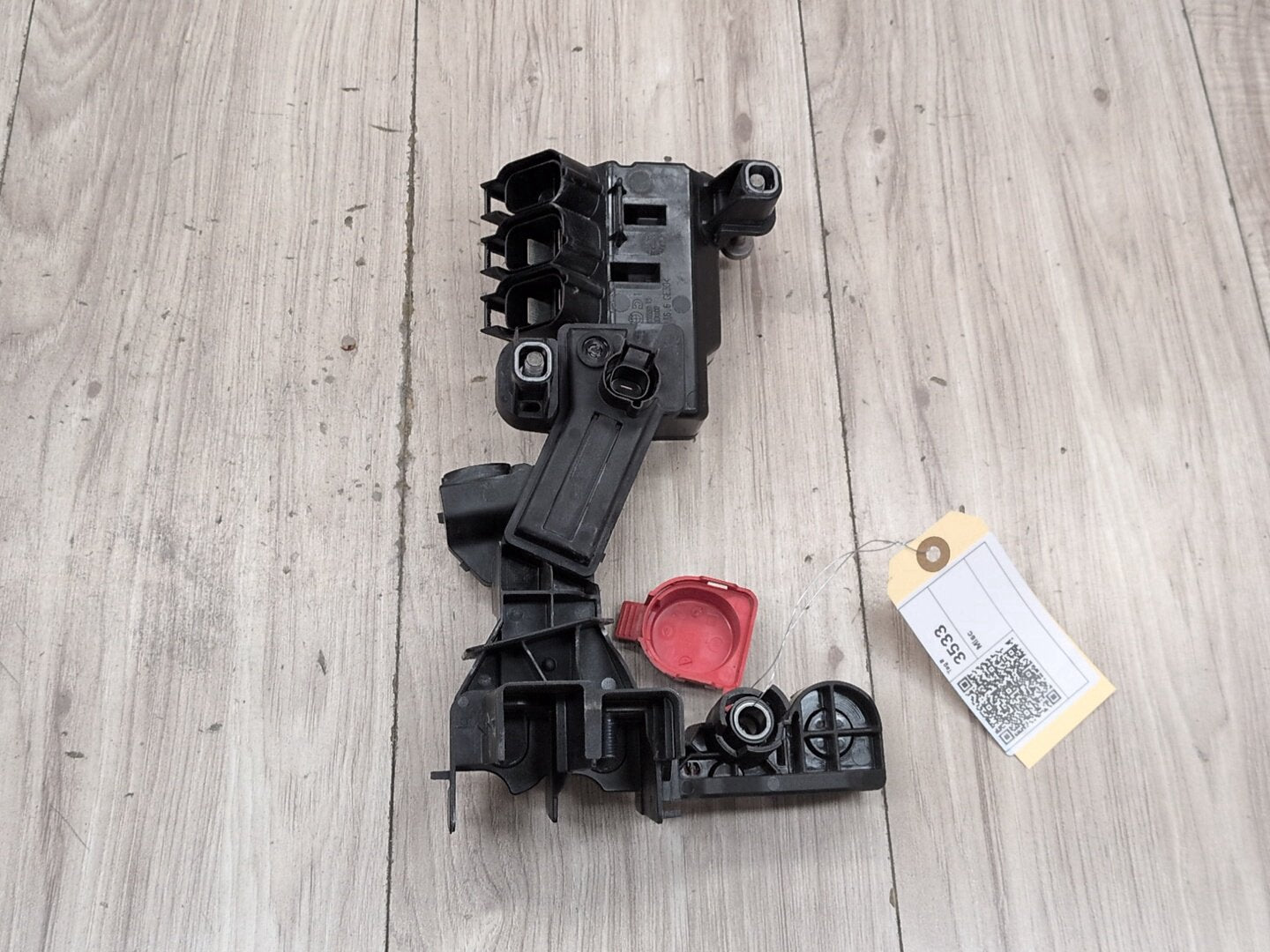 2019 - 2026 BMW X5 G05 Convertible Top Battery Terminal Positive Harness 6841562 N63B44M3