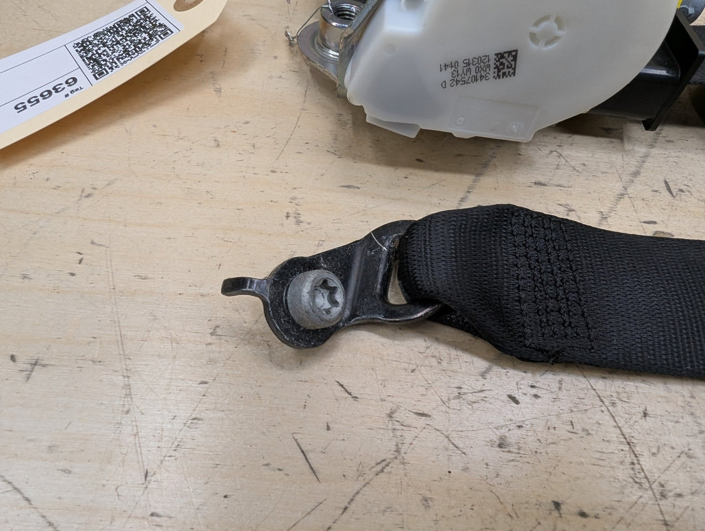 12-20 OEM BMW F30 F36 F80 M3 Front Left Driver Side Seatbelt Retractor Black