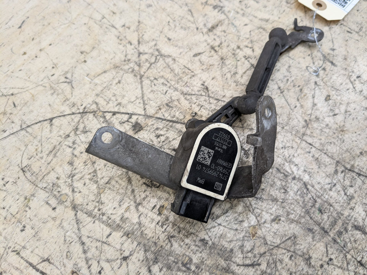 16-22 OEM BMW F30 F44 F80 G01 G20 G30 Suspension Height Level Sensor 2959574