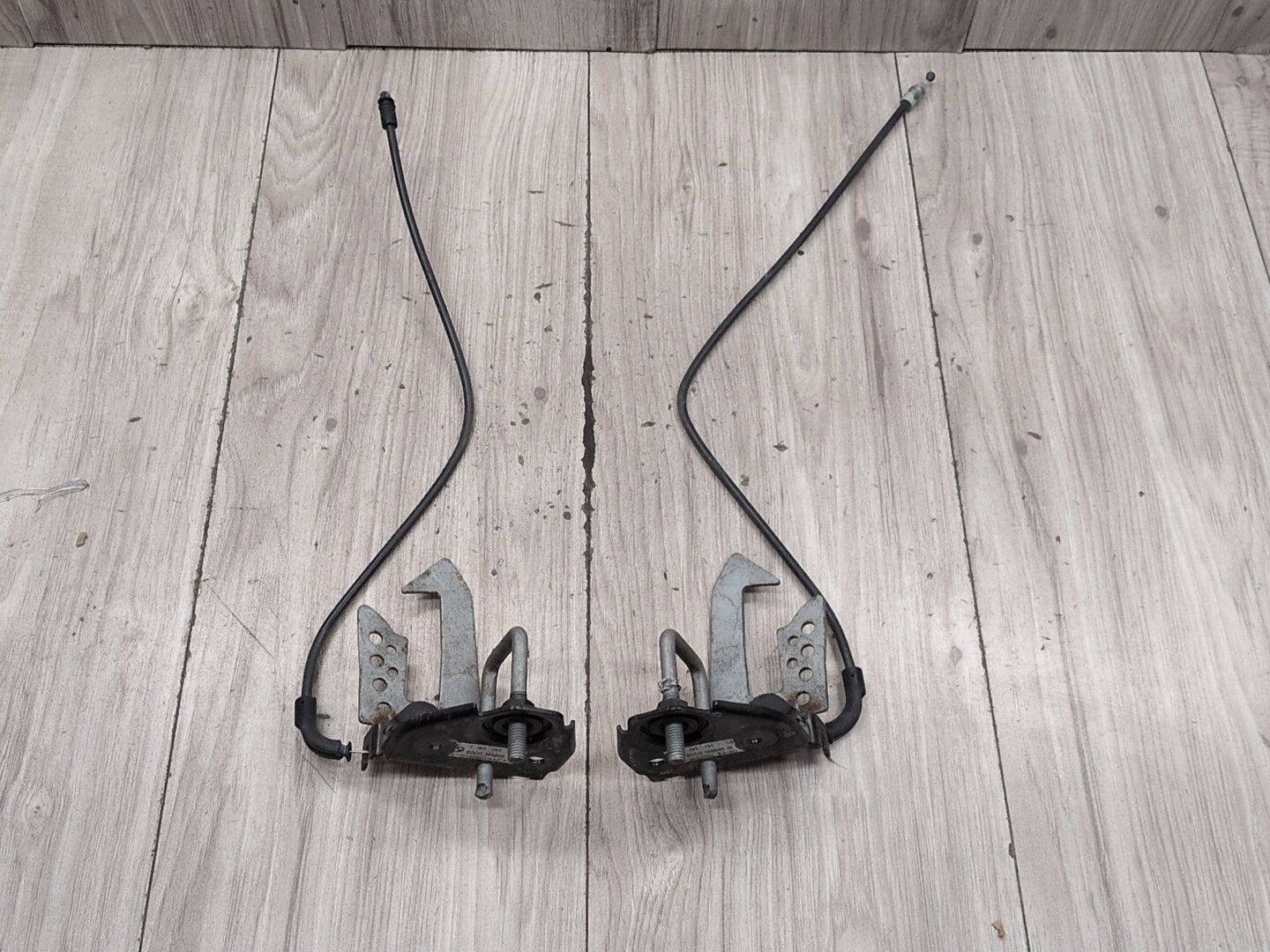 OEM BMW F01 F02 F10 F06 F12 F13 Hood Release Latch Cable W/ Hooks