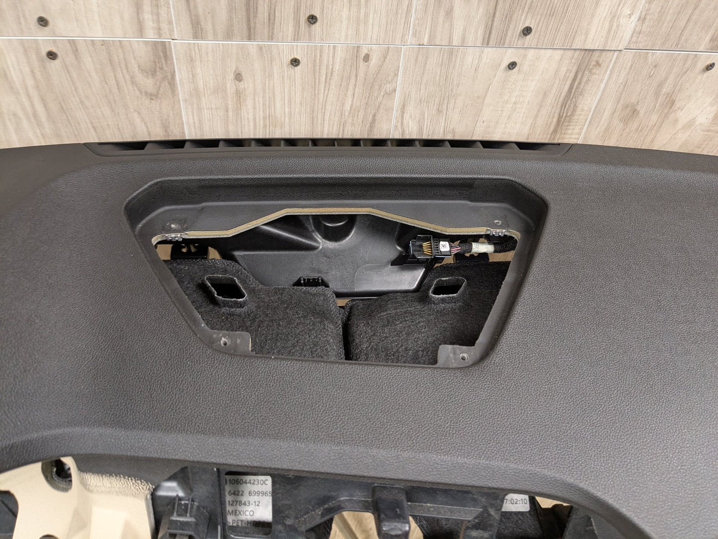 Pre-LCI OEM BMW G20 G22 G23 Dashboard Dash Board Panel BLACK/BEIGE 9476383