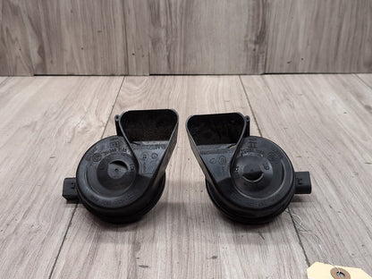 2008 - 2017 Audi S5 8T Alarm Horns SET 8T0951223
