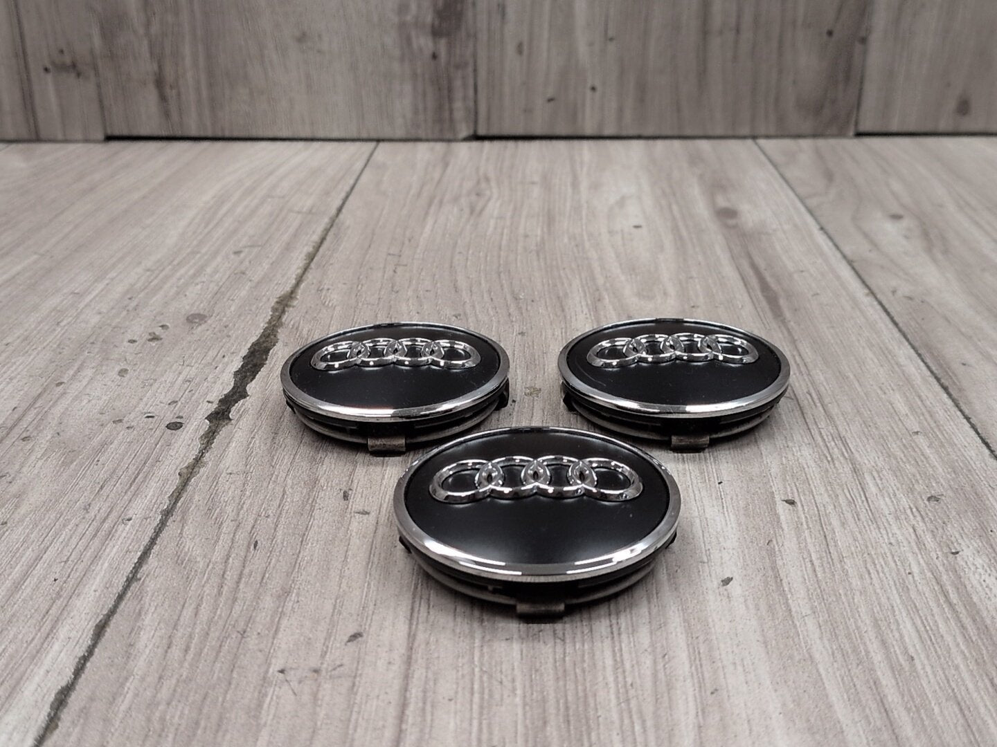 2018-2023 Audi S4 B9 - Wheel Rim Hub Center Cap SET PN: 8W0601170BL