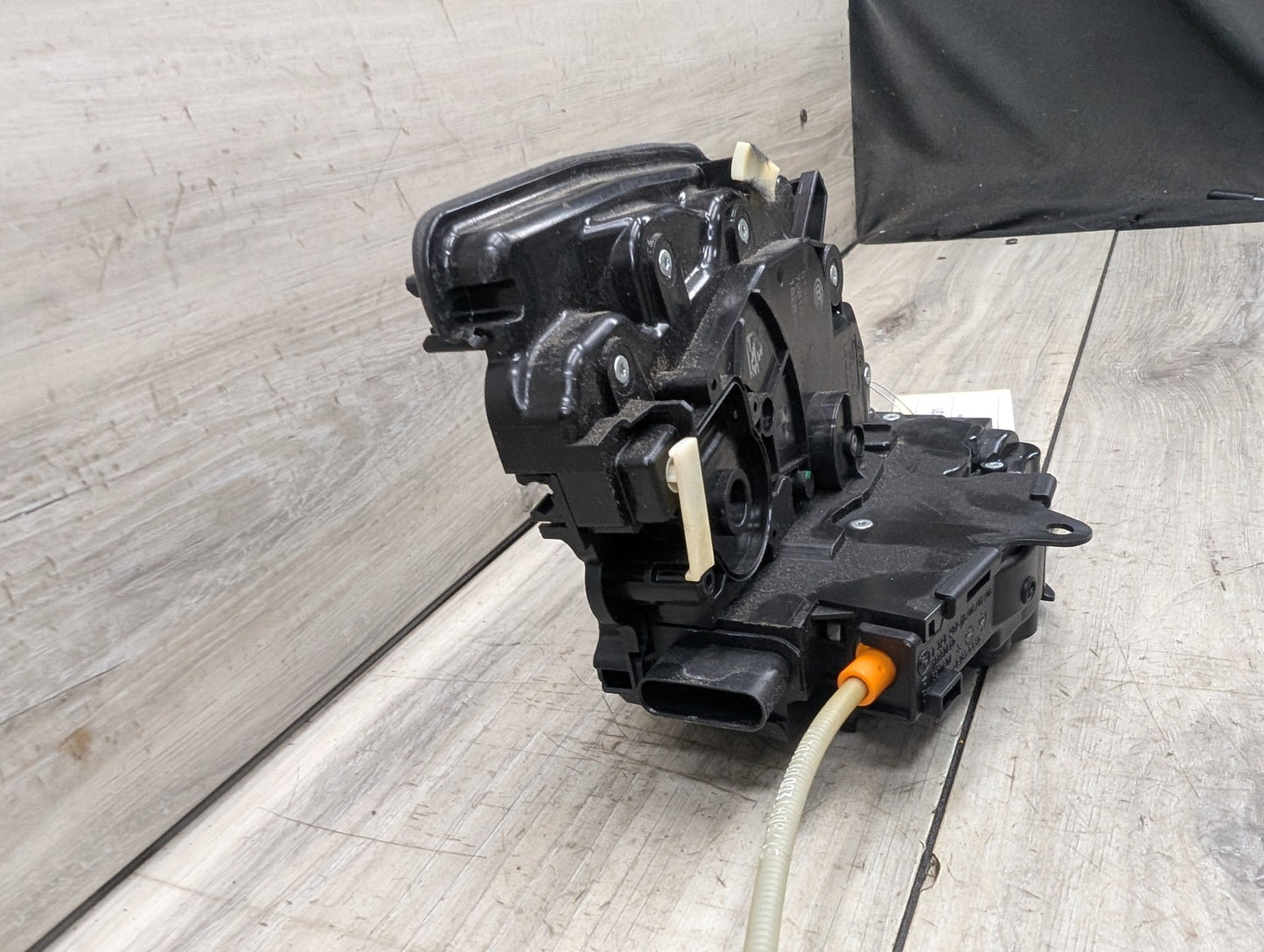 2014 - 2018 BMW X5 F15 Rear Left Driver Door Latch Lock Actuator w/ Soft Close 7281955 N63B