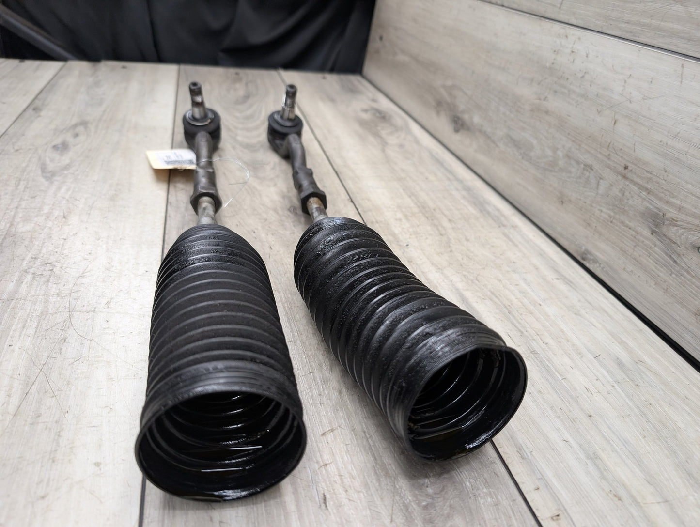 2013 BMW X5 E70- Left Right Tie Rod W/ Boot SET
