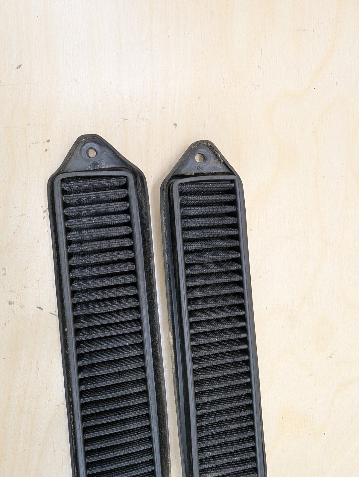 BURGER MOTORSPORTS 07-13 BMW E92 E93 E90 Left Right Side Cowl FILTERS SET