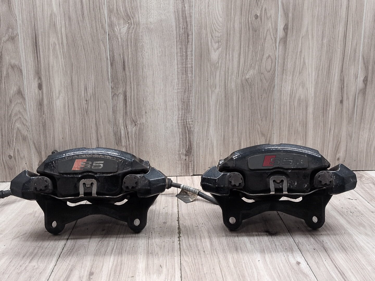 2008 - 2017 Audi S5 8T Front Left Right Brake Caliper SET