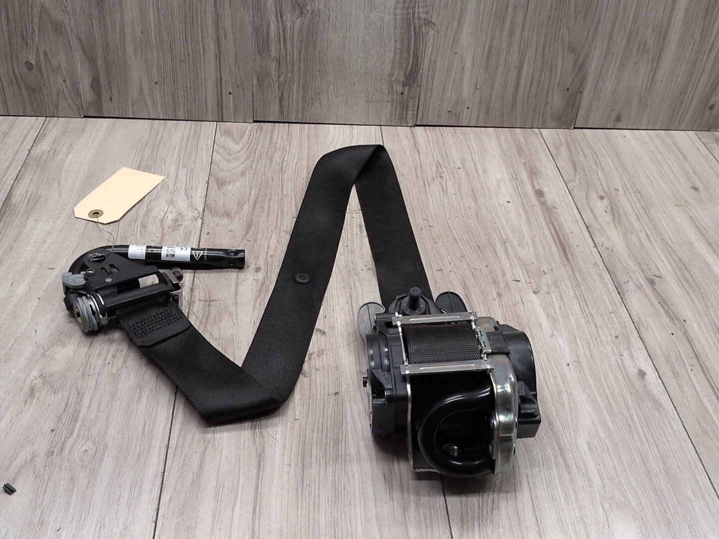 2014 - 2018 BMW X5 F85 Front Right Passenger Seatbelt Seat Belt Retractor 7321292 S63B44T2