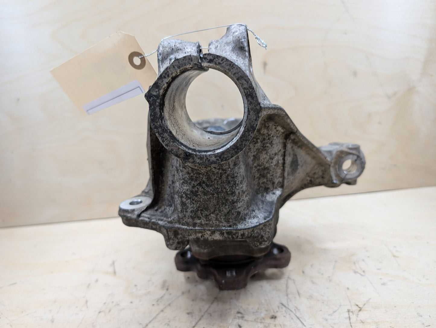 2018-2024 BMW X3 G01 Front Right Passenger Spindle Knuckle w/ Bearing 6882596