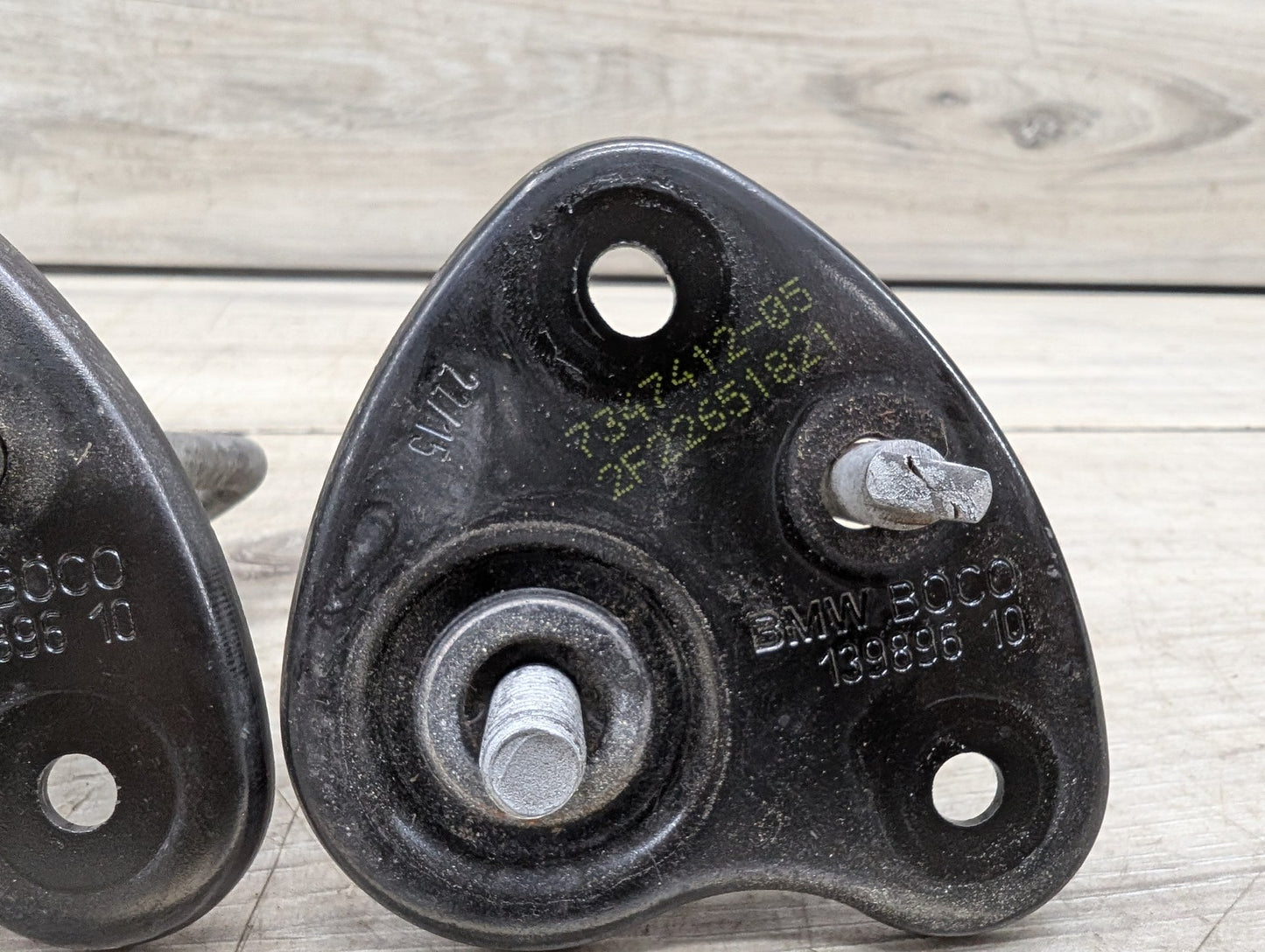 OEM BMW F90 F97 G01 G05 G06 G07 G12* G30 X3 X5 Hood Safety Latch Hook Pair SET