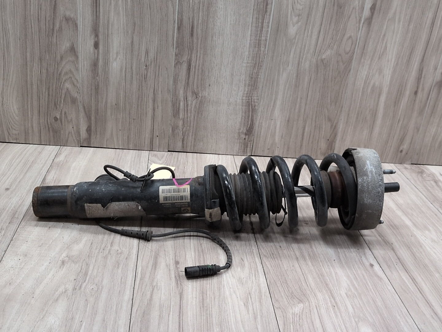 OEM BMW F85 F86 X5M X6M Front Right Passenger Strut Shock Absorber Spring VDC