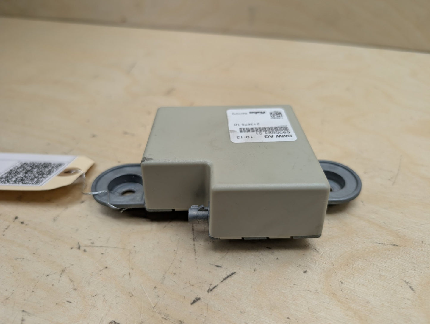 2011-2016 BMW X3 F25- PN: 6935024