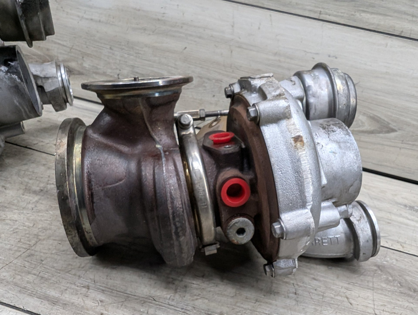 BMW F15 X5 N63B44O1 Engine Motor Turbo Charger w/ Manifold SET 7605794