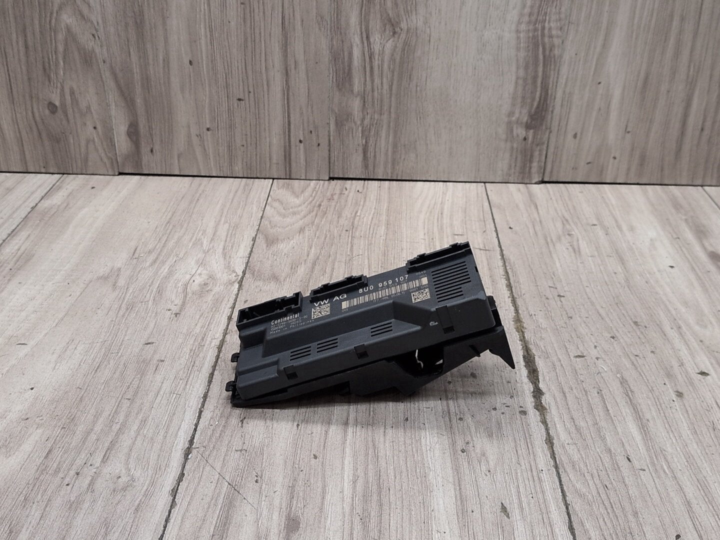 15-18 OEM Audi Q3 Power Rear Trunk Tailgate Liftgate Control Module PN: 8U0959107