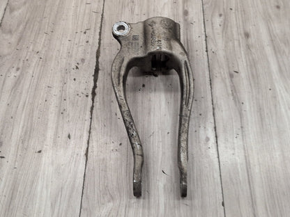 2016-2022 BMW 750i G12 Front Right Passenger Spring Strut Shock Absorber Bracket 6861200 OEM