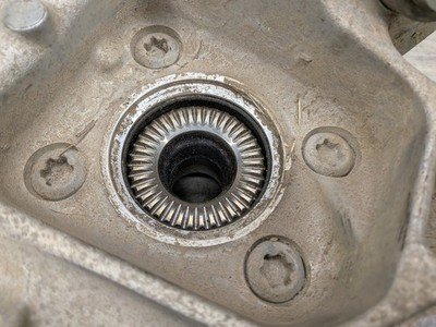 OEM BMW G01 X3 30i 30iX M40iX REAR Right Passenger Knuckle Hub Spindle Bearing