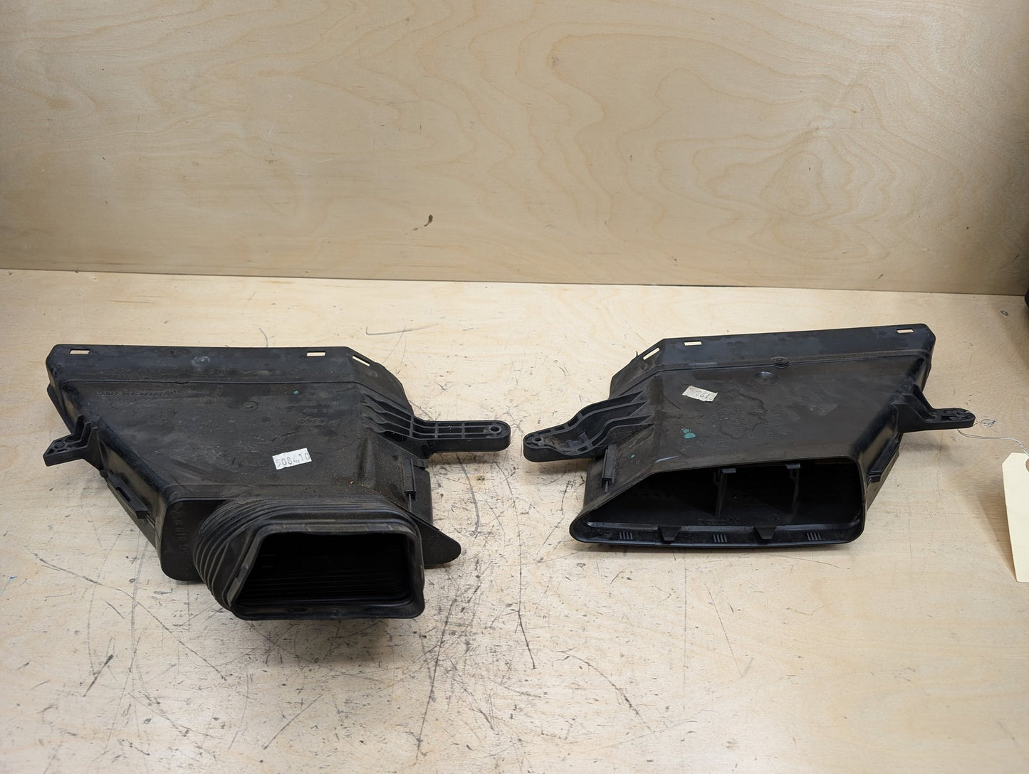 2011-2017 Audi RS5 8T Left Right Air Intake Ducts SET 8K0129618E OEM